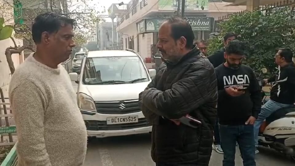 Muzaffarnagar: Parents went to Haridwar, teenager taken hostage alone at home and looted Rs 20 lakjh
