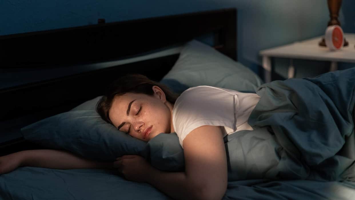 what is zero gravity sleeping know its health benefits know good sleep tips