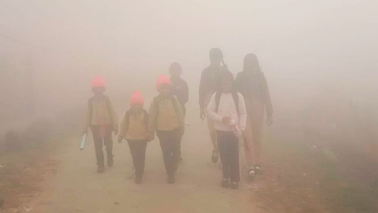 Lucknow: Due to the cold wave, school timings have been changed; classes for grades 1 to 12 will now start onl