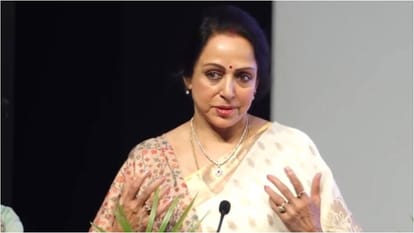 Dharmendra prayer meet Mathura: Hema Malini shares memories Of Her Late husband and He-Man of Bollywood