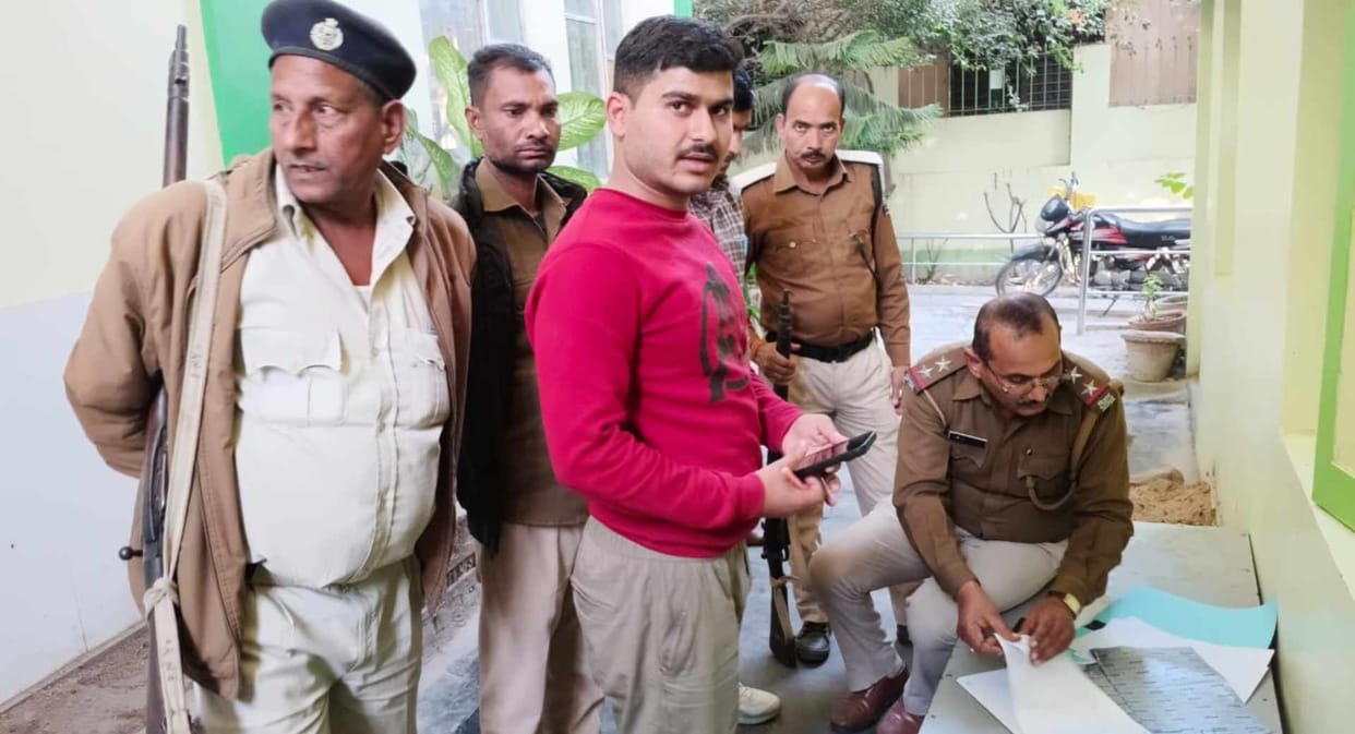 siwan gb nagar police station siswa chanwar body found in sacks murder investigation
