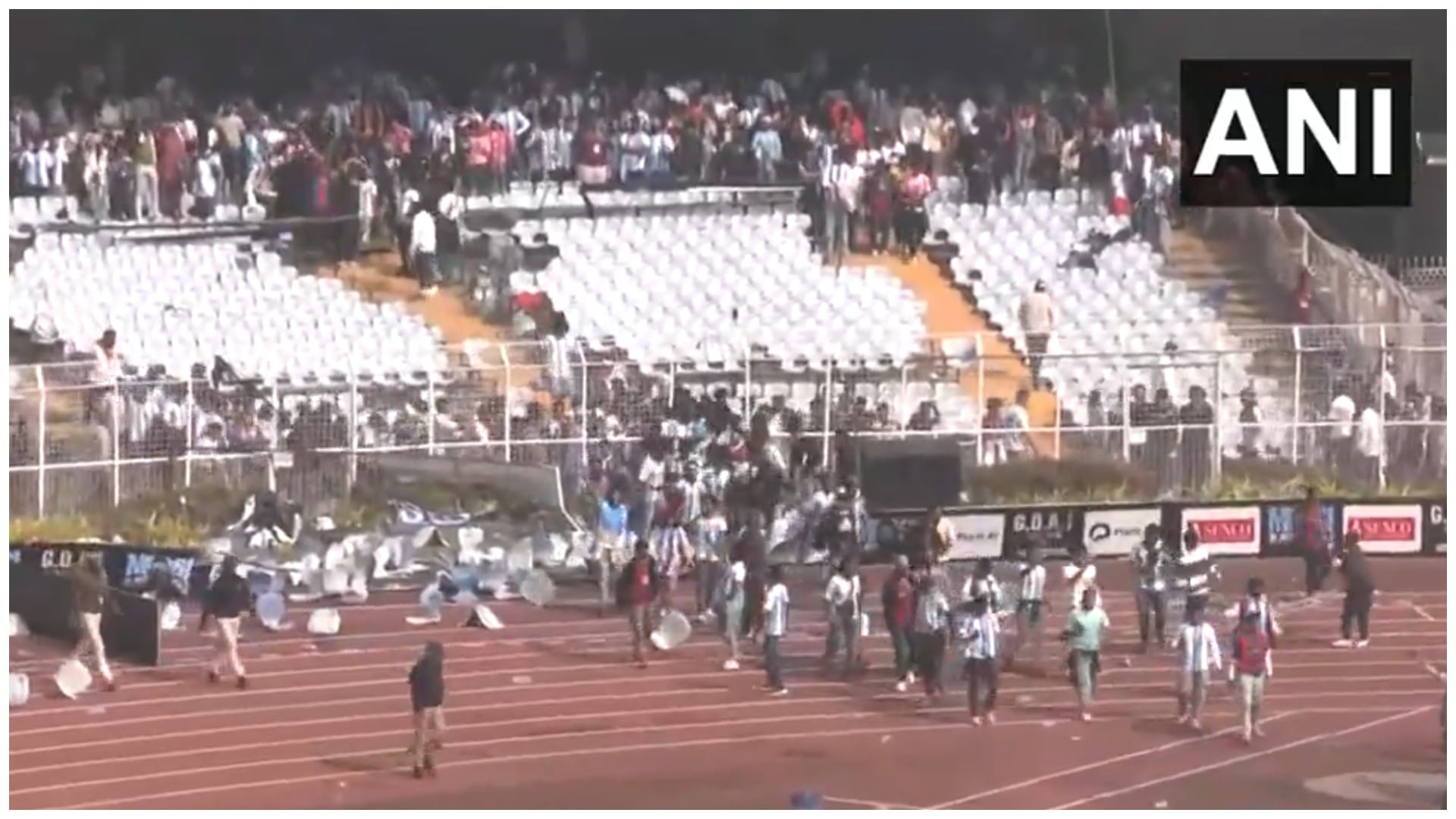 Lionel Messi Visit Turns Chaotic: Fan Anger Erupts at Salt Lake Stadium After Brief Appearance