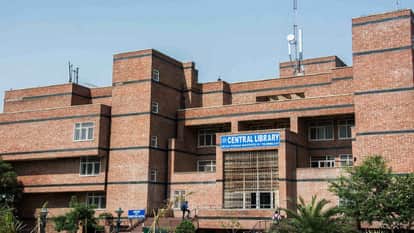 Obtaining degree only milestone not final destination: Delhi CM at NSUT convocation