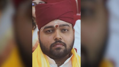 BHU Convocation Medals awarded to Kathak expert flutist great-grandson of man who educated Mahamana