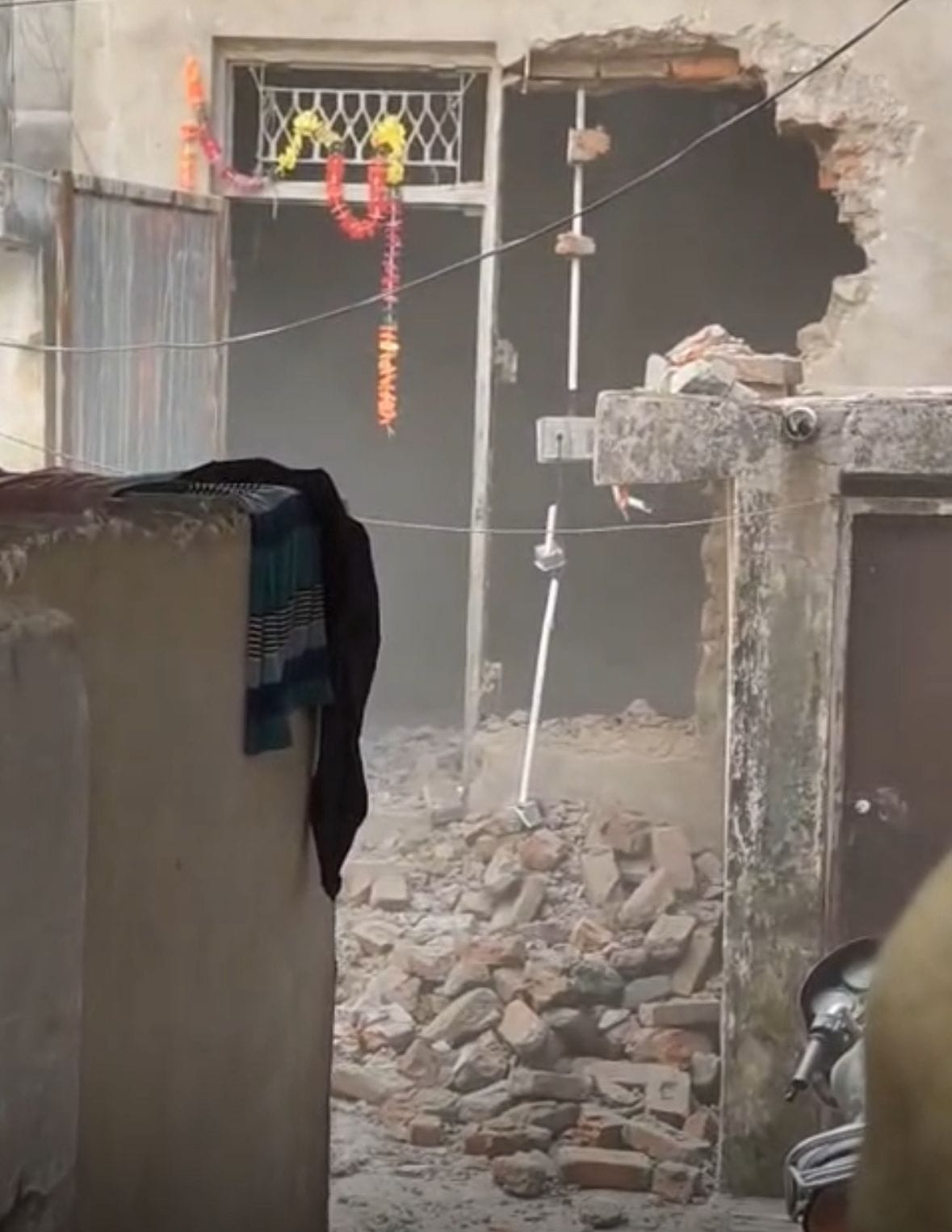 A house was demolished amid protests in Talab Tillo, victims said they weren't even given a notice.