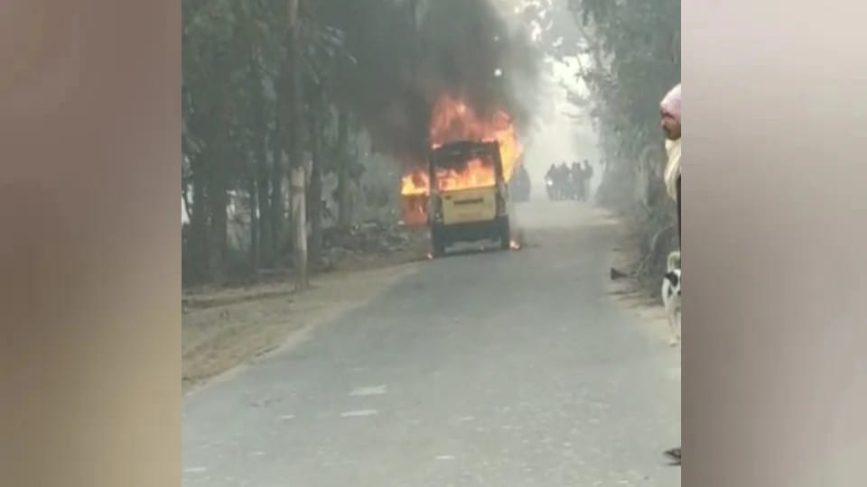 A school van caught fire in Deoria, teachers and the driver escaped.