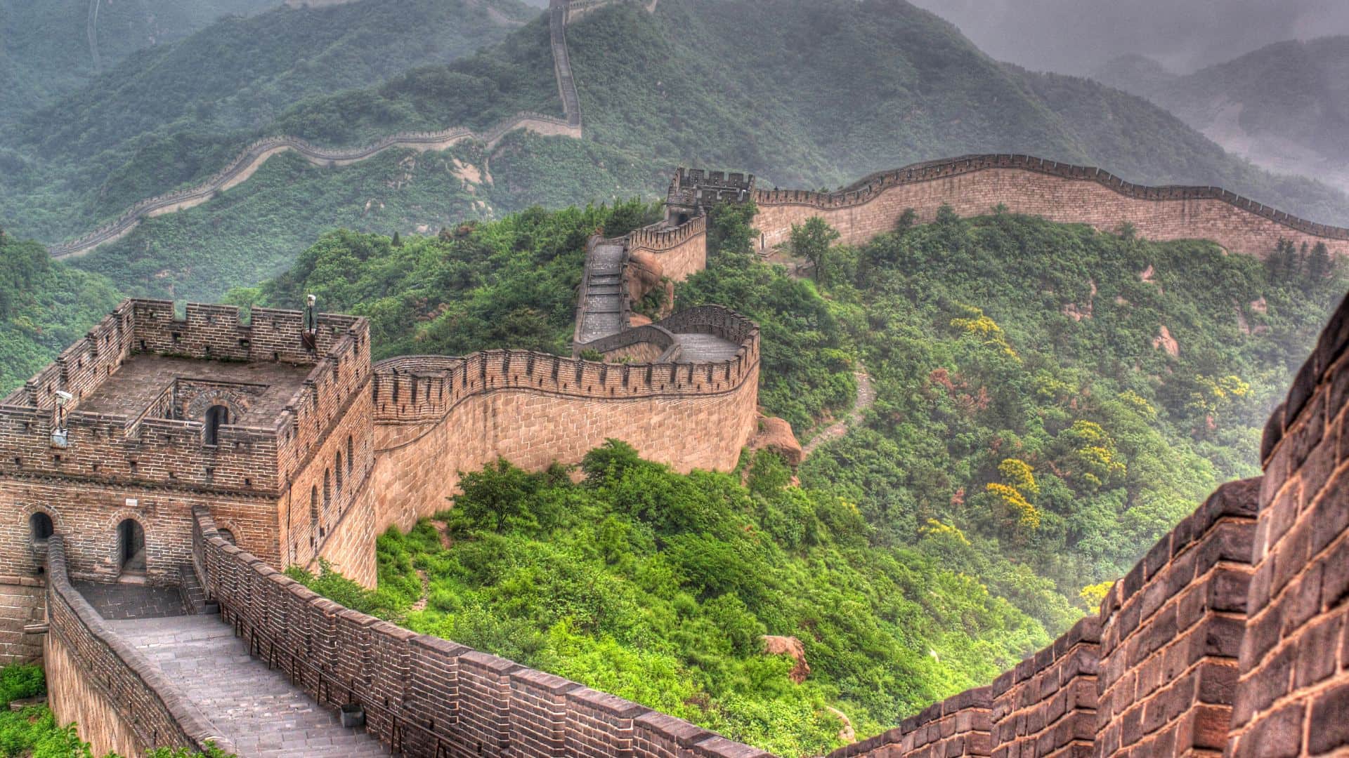 Why Is the Great Wall of China Called the World’s Largest Graveyard Hidden Facts secrets explained in Hindi