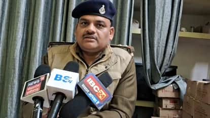 50 boxes of liquor recovered from a closed dhaba in Tikamgarh, many questions raised by the Excise Department