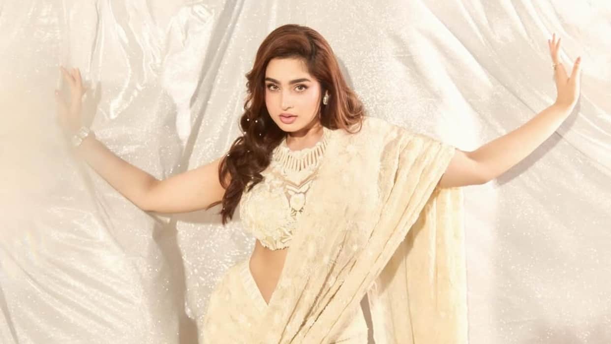 dhurandhar song shararat actress ayesha khan shared getting threats of assault