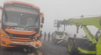 Hamirpur Accident collision between bus and Bolero on Expressway leaves three dead and four seriously injured