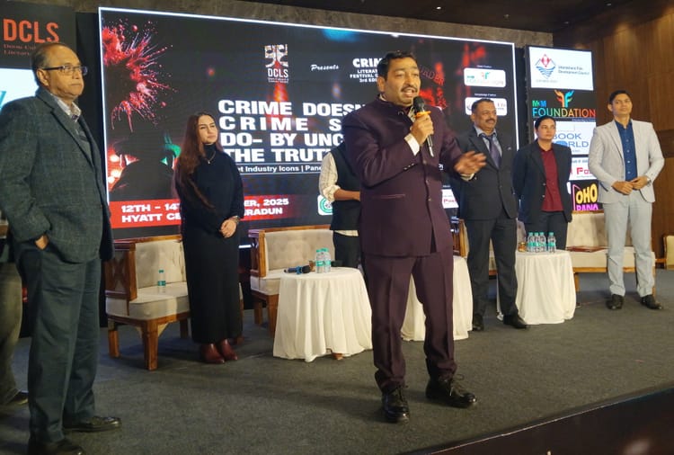 क्राइम लिटरेचर फेस्टिवल: लेखक बोले- पाकिस्तान से ज्यादा खतरा उसे सपोर्ट करने वाली महाशक्तियों से है