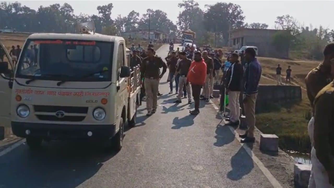 सड़क हादसे में दो की मौत