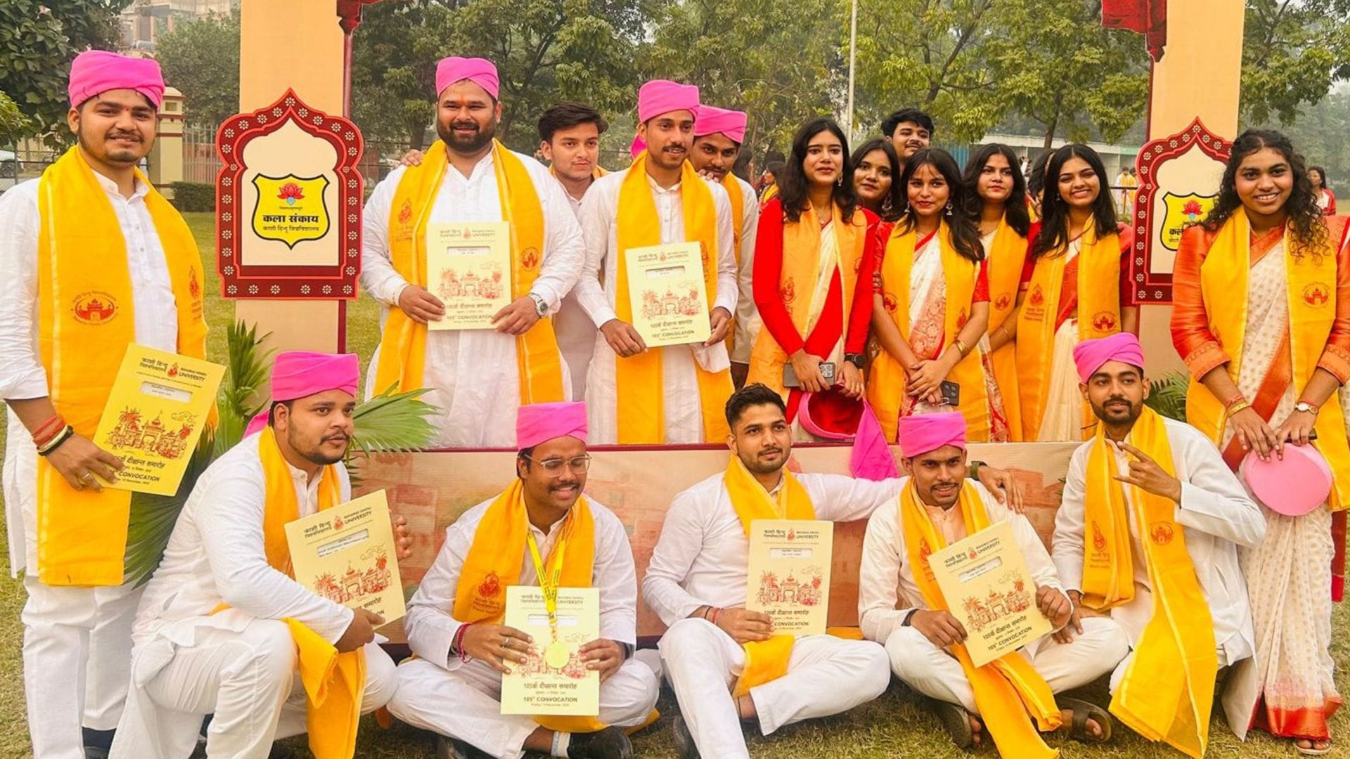 BHU Convocation On second day 400 gold medals eight thousand degrees were awarded