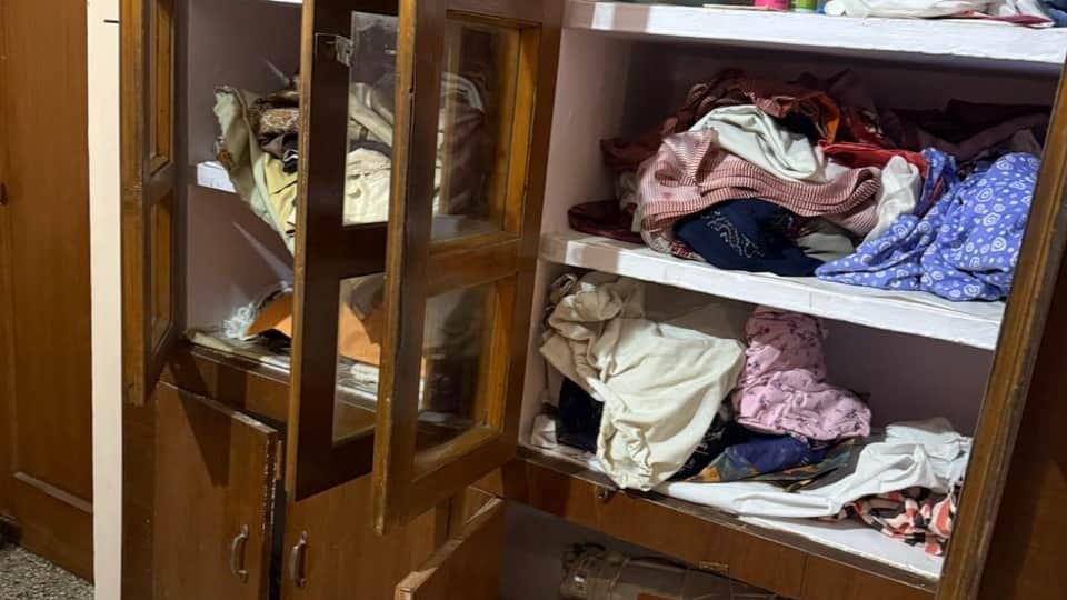 Dehradun Crime Theft at lawyer house Thieves stole quilts and mattresses from  bathroom even removed taps