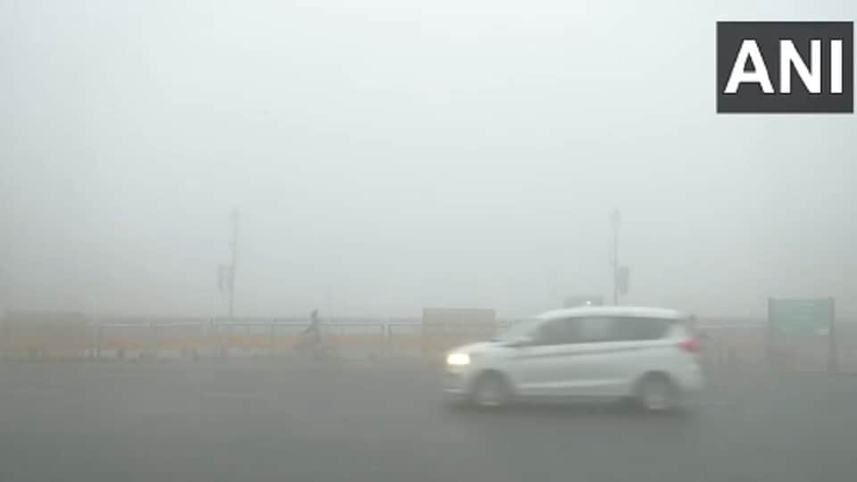 Anti-smog guns to be deployed against dust clouds in Yamunapar; five vehicles to lead the effort.