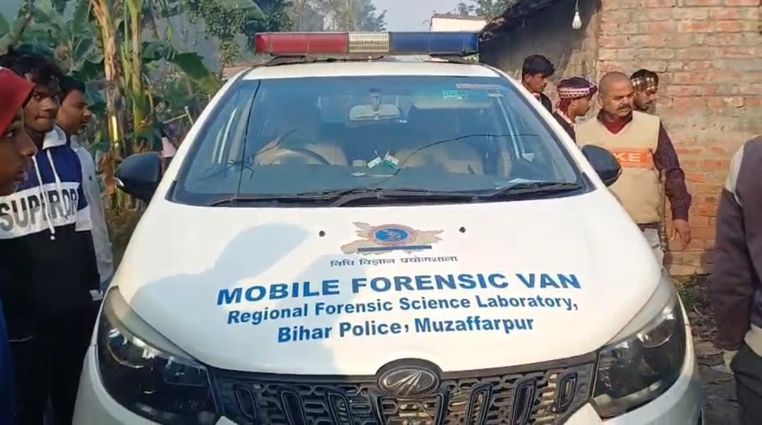 Muzaffarpur News: Family suicide in Sakra police station area, father and three daughters died