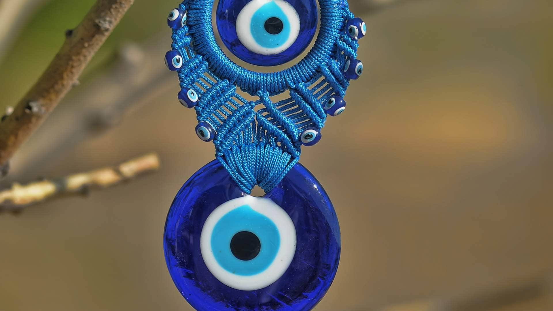 Feng Shui Tips For Evil eye protection for home put on the main door