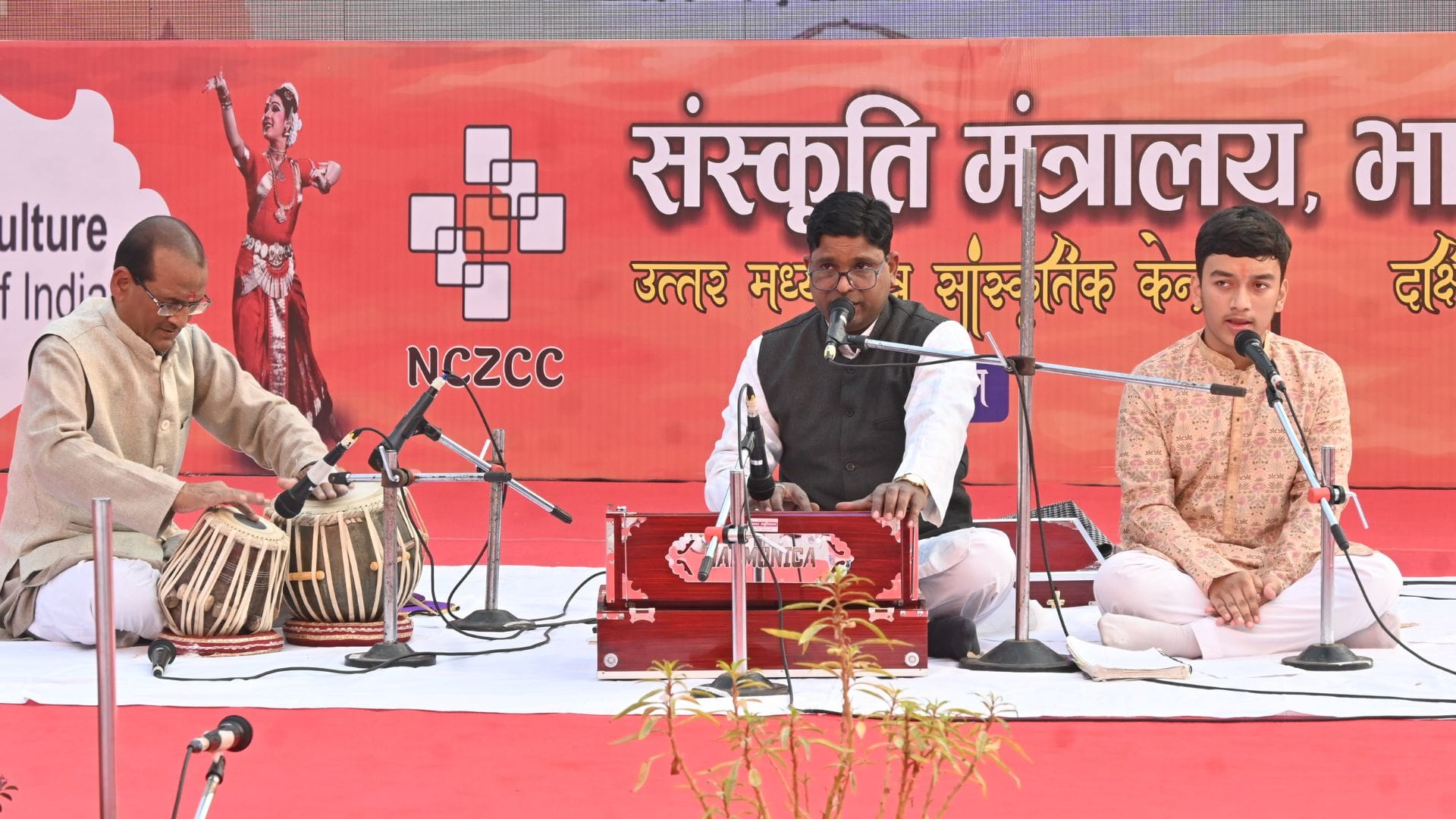 Kashi-Tamil cultural presentations enthralled audience at Namo Ghat in Kashi Tamil Sangamam in varanasi