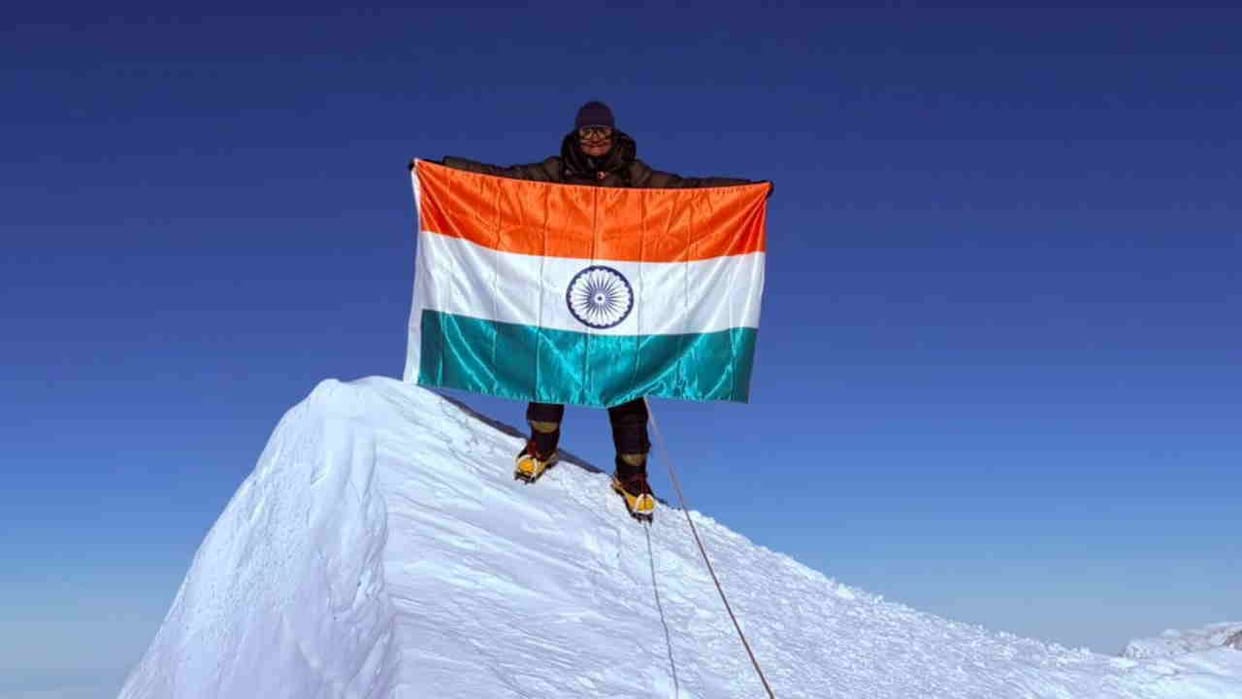 Kavita Chand successfully summited Mount Vinson highest peak in Antarctica Uttarakhand news in hindi