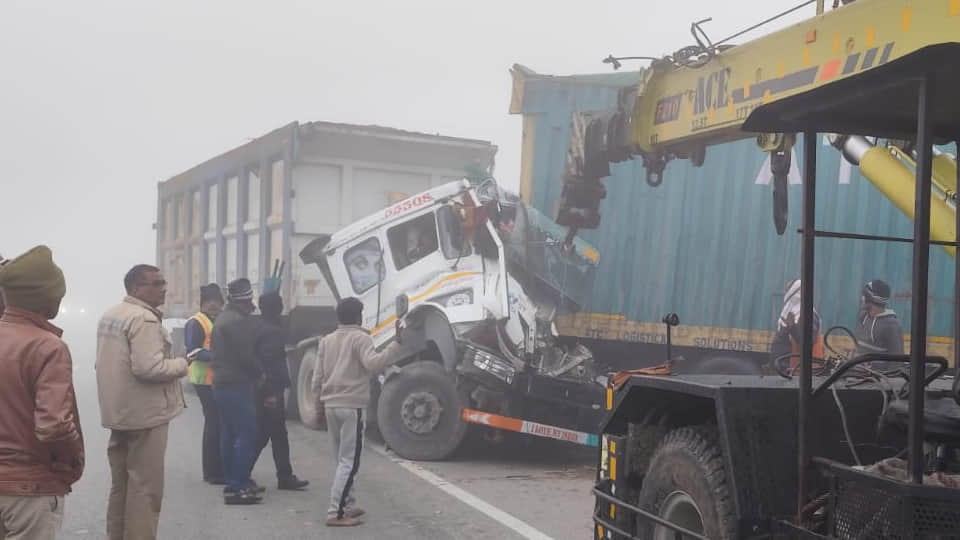 औरैया में सड़क हादसा