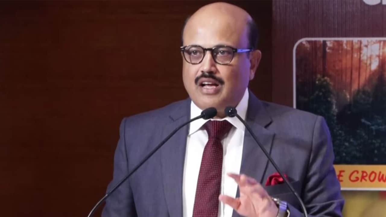 वाणिज्य सचिव राजेश अग्रवाल