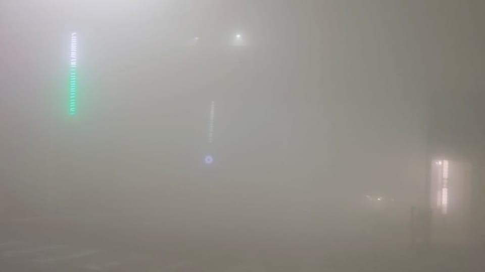 UP: Fog descends on Moradabad division, life comes to a standstill, and vehicle speeds slow down