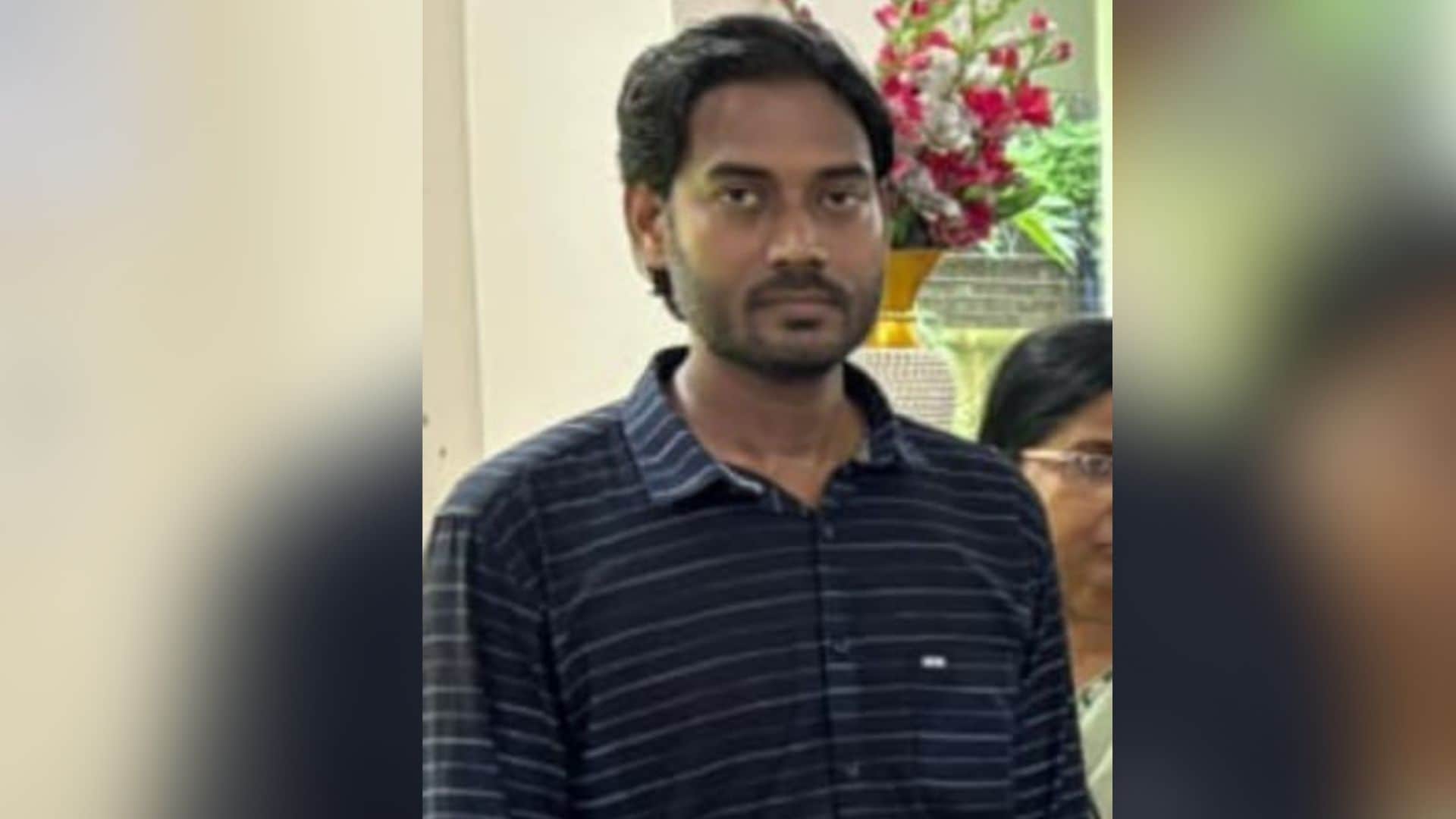 Double murder in Jaunpur Son cuts parents into six pieces and throws bodies into two rivers