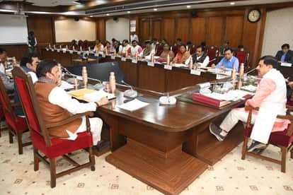 Cabinet Meeting: Major changes in employee structure, 7 categories eliminated, now only three classes, ₹1782 c