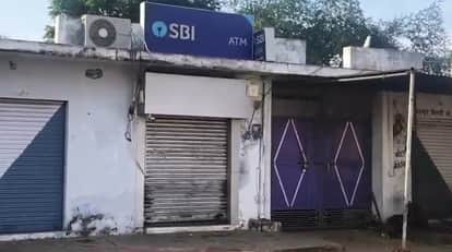 Rajasthan Didwana-Kuchaman News Crime Thieves flee after stealing more than Rs 20 lakh from SBI ATM.