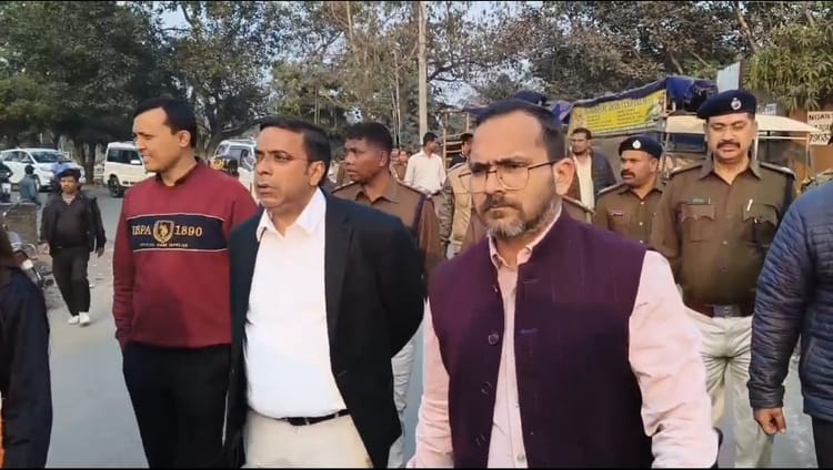 Jharkhand: ग्रामीणों के विरोध से महिला कॉलेज का शिलान्यास स्थगित, विधायक लौटे उलटे पांव; क्यों बिगड़ी बात?