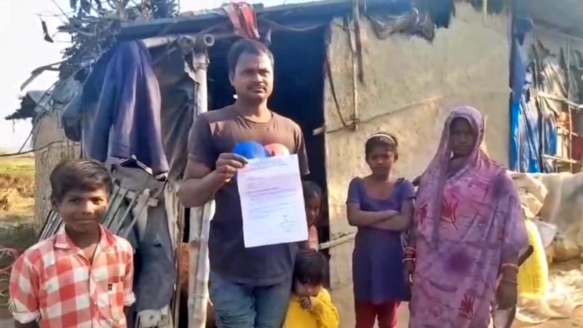 राशि लौटाने में परिवार जता रहे असमर्थता