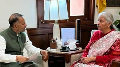 Rajya Sabha member Rajinder Gupta met with Union Finance Minister Nirmala Sitharaman