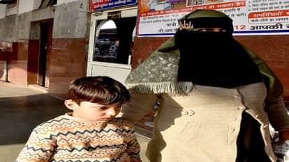 Couple loses child in Mahabodhi Express