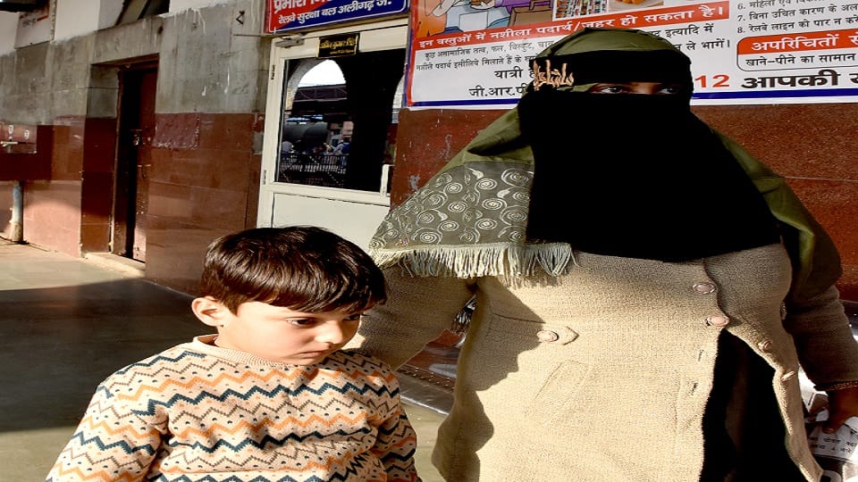 Couple loses child in Mahabodhi Express
