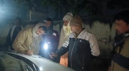 Bihar Chhapra News Auto driver dies in road accident on Digha Bridge Patna News