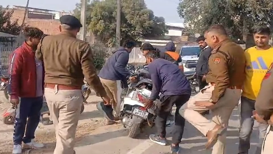 Daughter and father died in road accident at karnal