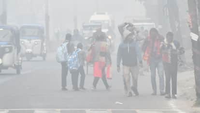 Weather: There is dense fog, drive carefully. Vehicles have been stopped at several places in Moradabad
