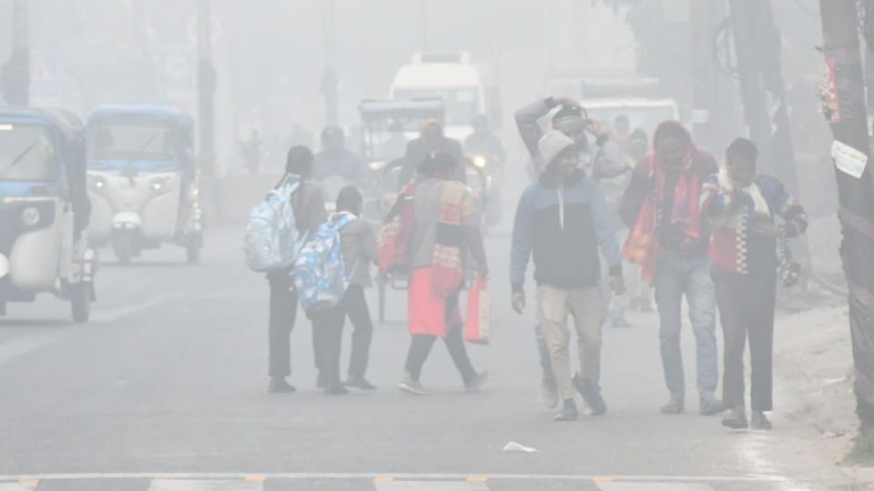 Fog prevailed throughout the day, Moradabad remained as cold as Shimla, with minimum temperature of 10 degrees