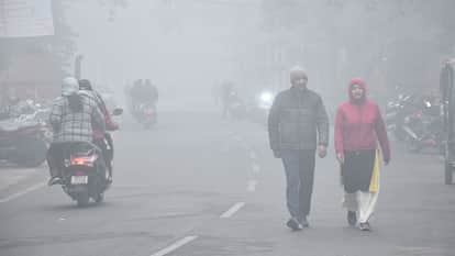 Weather: There is dense fog, drive carefully. Vehicles have been stopped at several places in Moradabad
