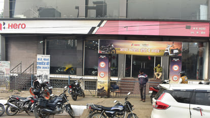 Income Tax raids at four places in Gorakhpur division