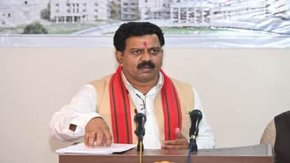 Kabirdham: Deputy CM inaugurates Atmanand School building, constructed at a cost of Rs 1.94 crore.