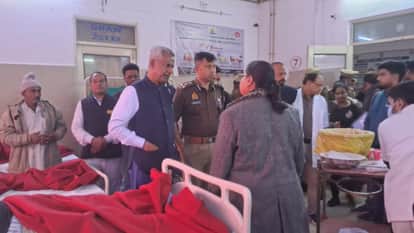 Top Officials Visit Hospital to Check Yamuna Expressway Crash Victims