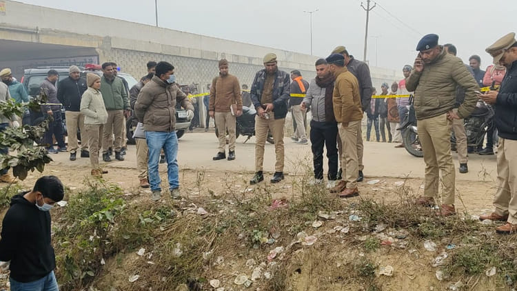 Kannauj: हाईवे के किनारे मिला महिला का जला हुआ शव, जांच में जुटी पुलिस