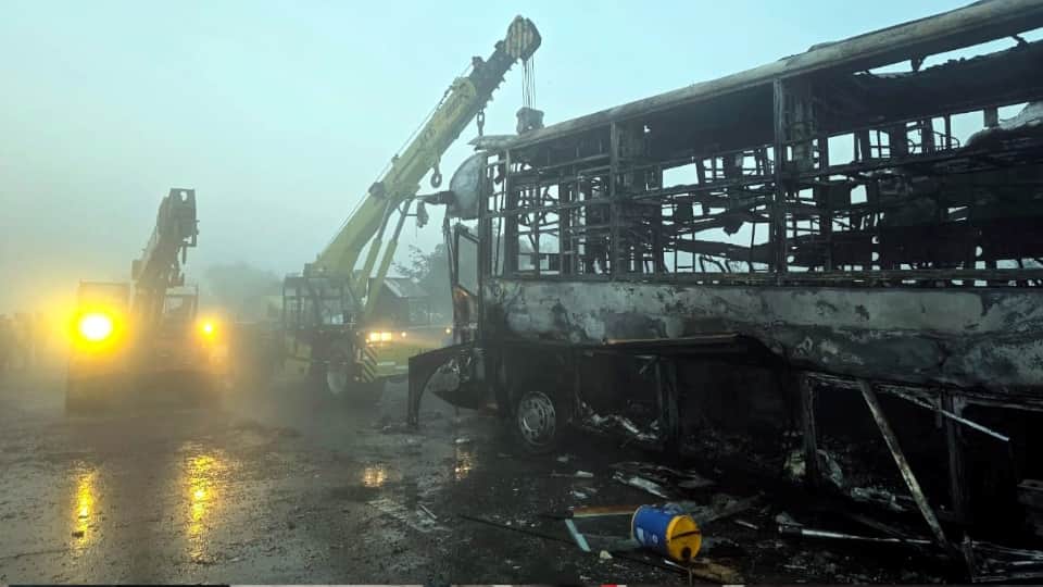 Mathura accident on expressway An argument that followed a collision between two cars led to horrific accident