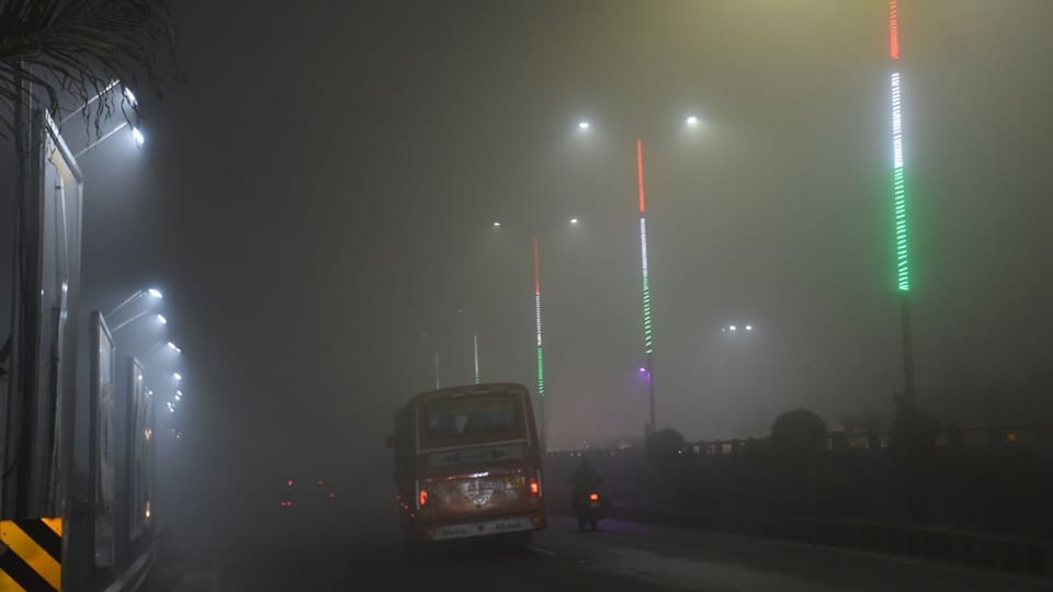 UP: sun surrendered,dense fog prevailed throughout day, school timings changed in Moradabad division
