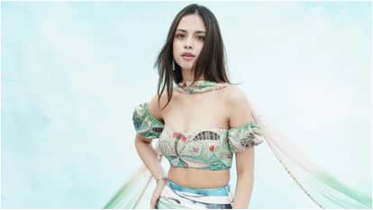 nitanshi goel movie date with abhay verma picture goes viral fans speculate dating rumours