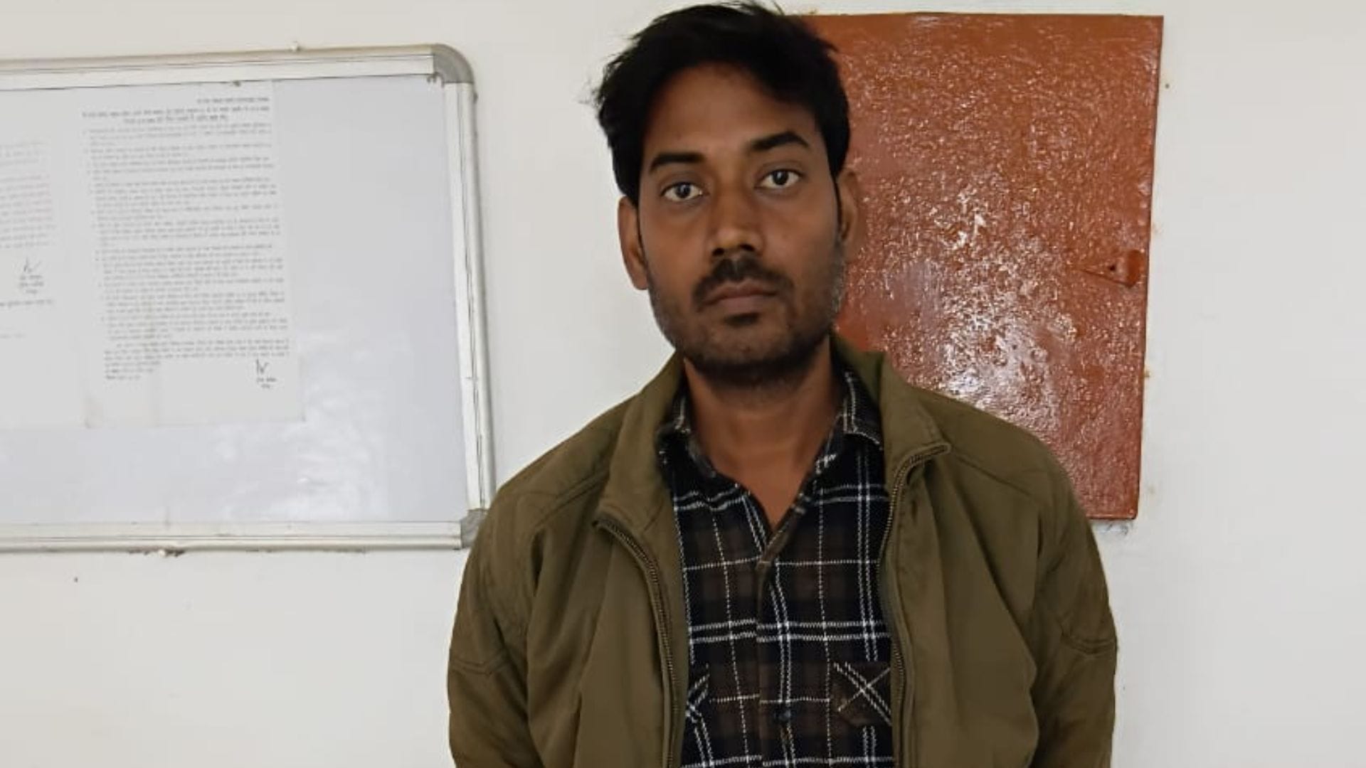 son murdered his parents body parts thrown in river mother leg left behind at home in Jaunpur
