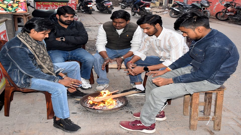 School timings changed in Aligarh
