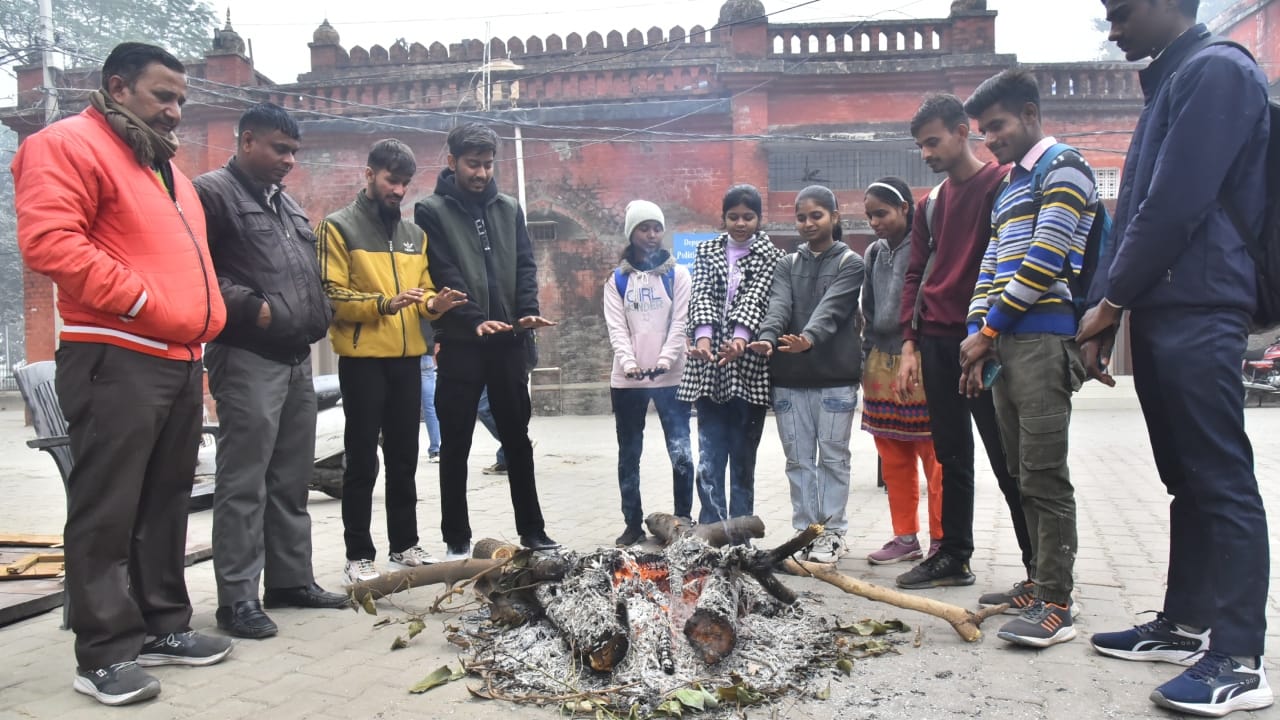 Schools up to class 8 in Bareilly closed due to cold weather trains have been cancelled due to fog