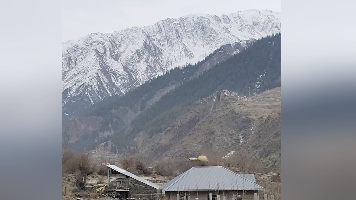 Himachal Weather: imd Rain and snowfall forecast, dense clouds cover Shimla, fog alert for several areas